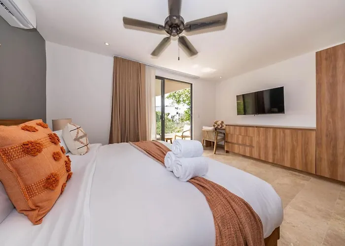 Сasa de vacaciones King W Private Balcony Rooftop Pool And Gym