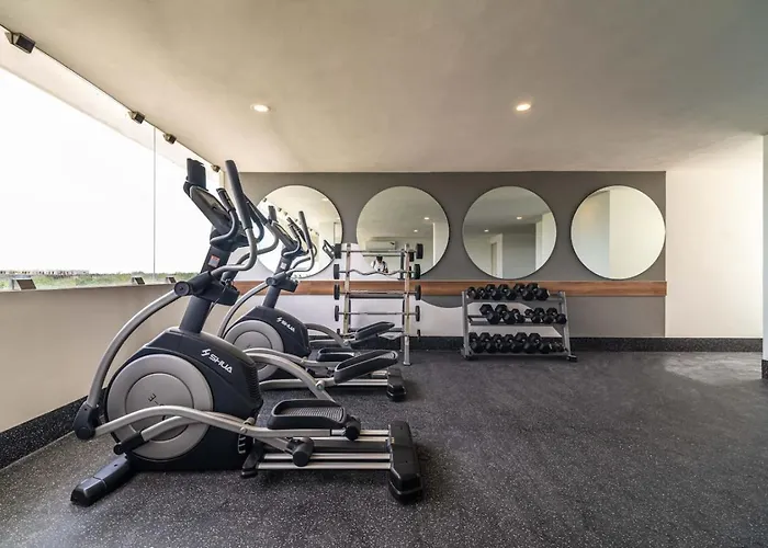 King W Private Balcony Rooftop Pool And Gym